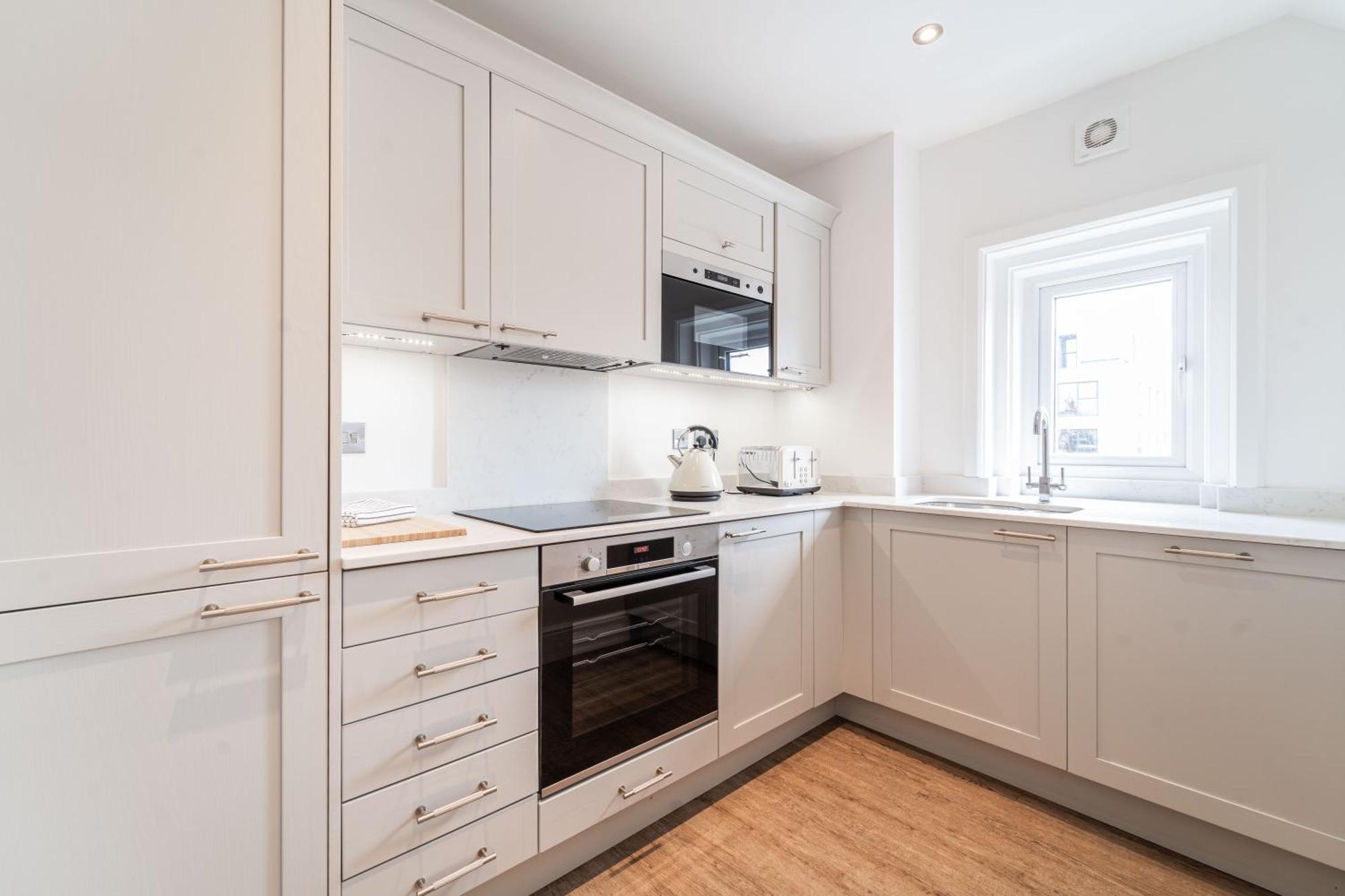 Apartment 2 The Quadrant Luxury -