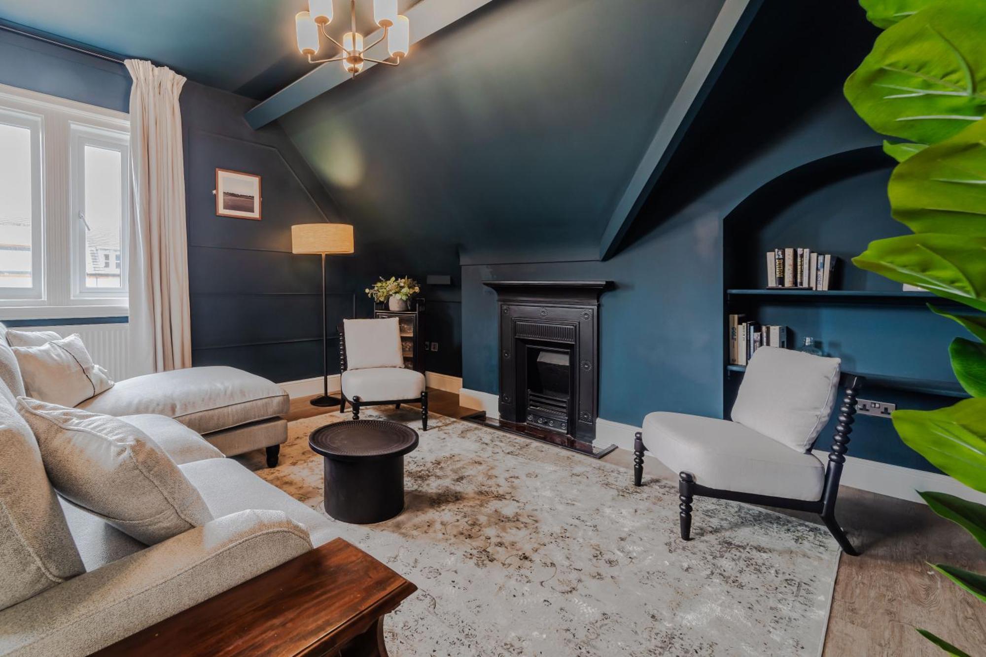2 The Quadrant Luxury - Hoylake